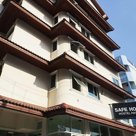 Safe House Hostel パトン エクステリア 写真